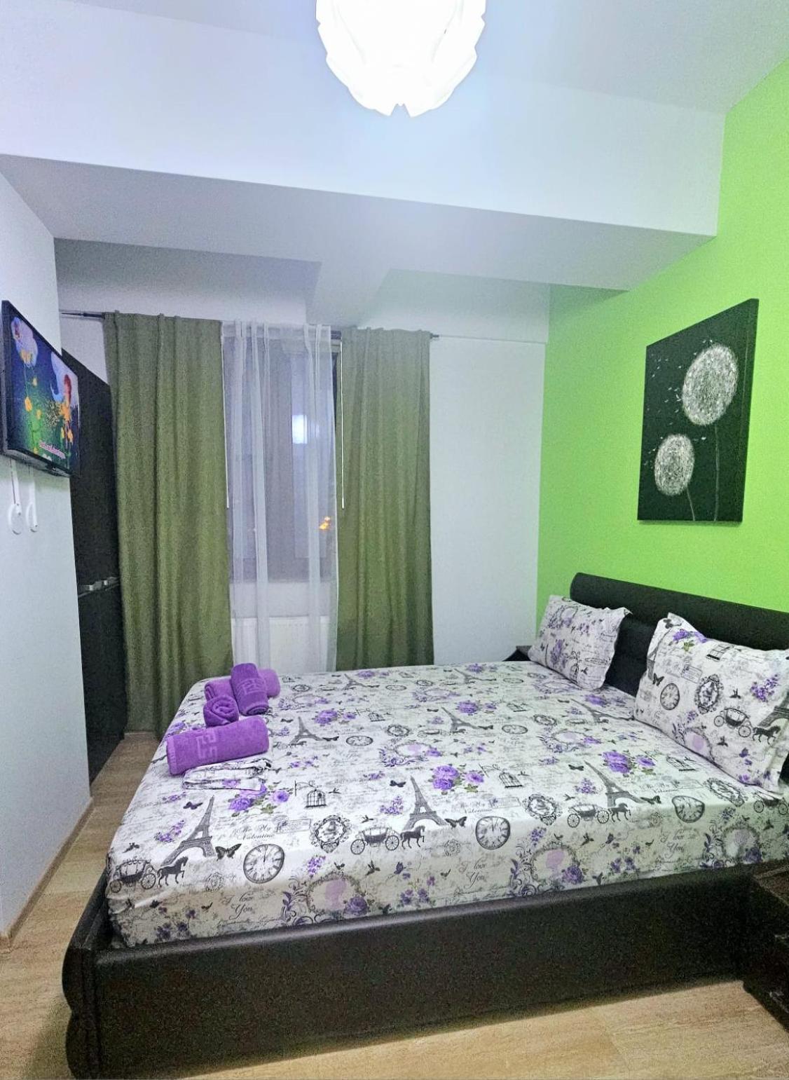Cityscape Apartment Near Palas Mall Яш Екстериор снимка