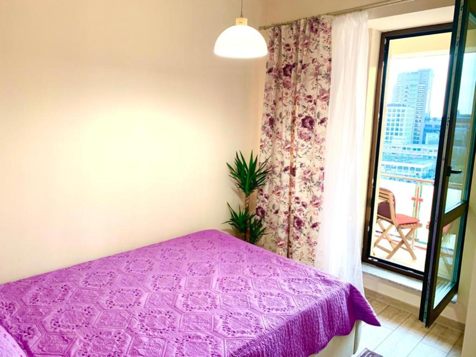 Cityscape Apartment Near Palas Mall Яш Екстериор снимка