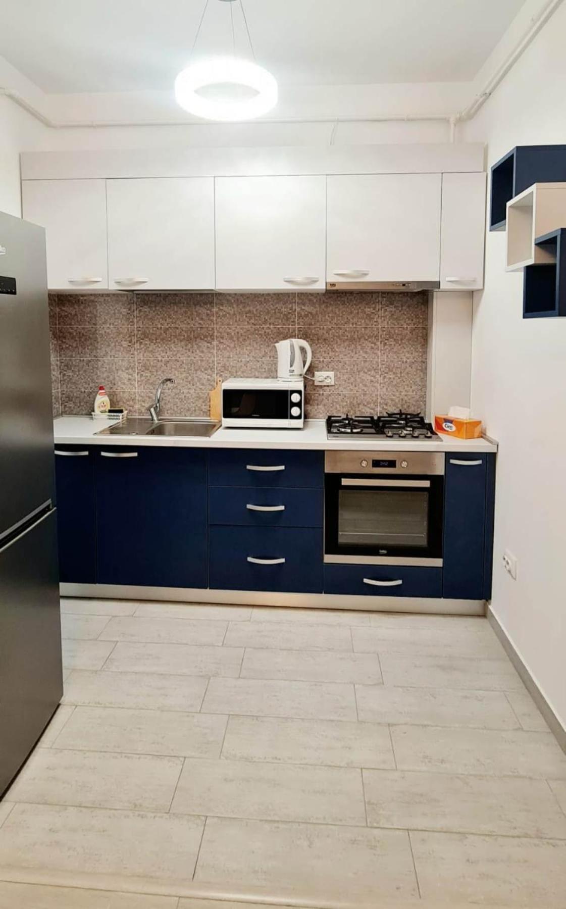 Cityscape Apartment Near Palas Mall Яш Екстериор снимка